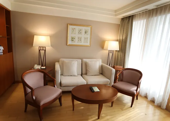 Mayfield Hotel