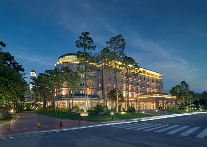 Mayfield Hotel